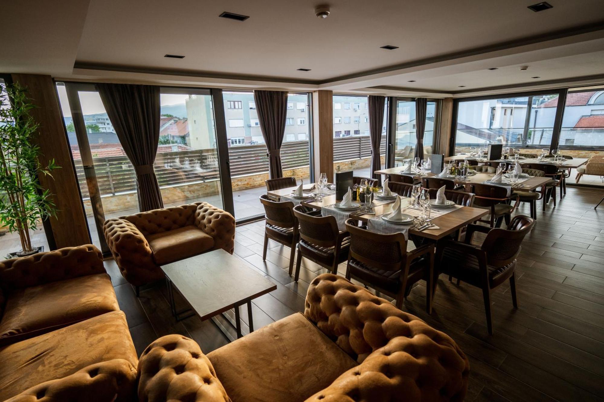 Hotel & Restaurant Ponte Bianco Βράνιε Εξωτερικό φωτογραφία