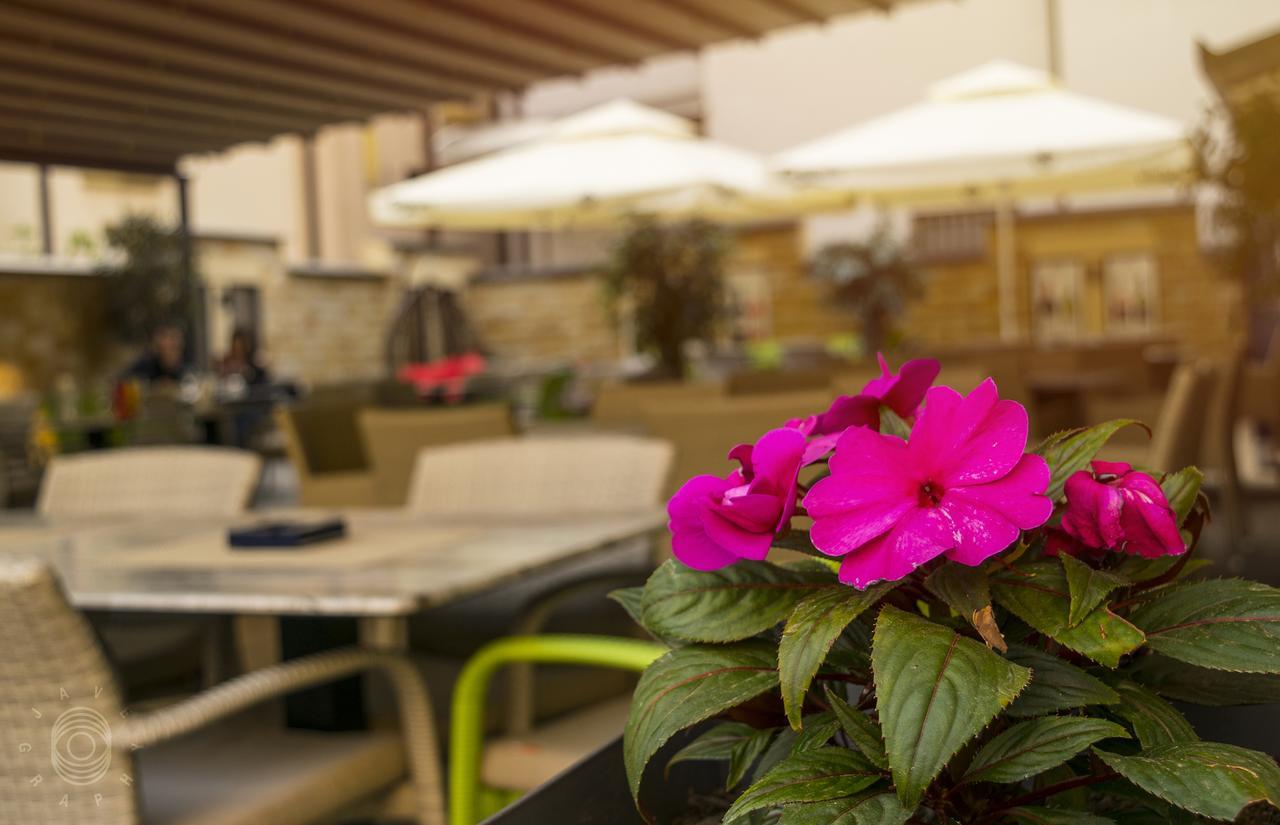 Hotel & Restaurant Ponte Bianco Βράνιε Εξωτερικό φωτογραφία
